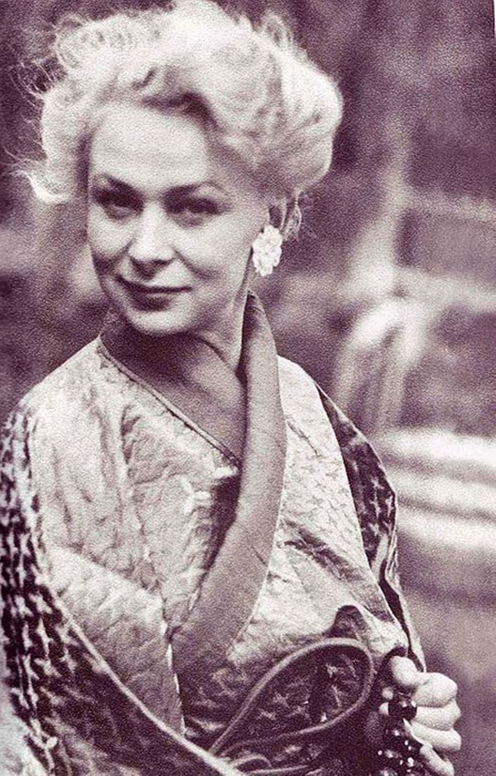 Валентина Серова